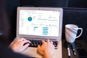 Googleアナリティクスを活用したWeb改善（初級）